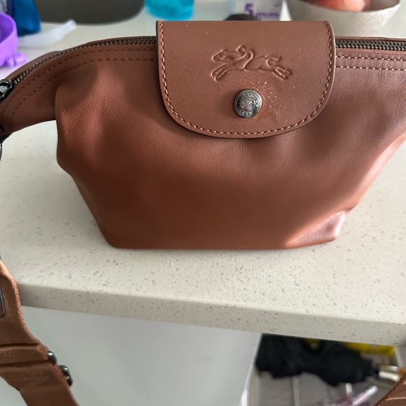 Longchamp Handbags - Longchamp Tan Shoulder Bag